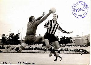FOOT AS BONE 1962 CONTRE FCB-1